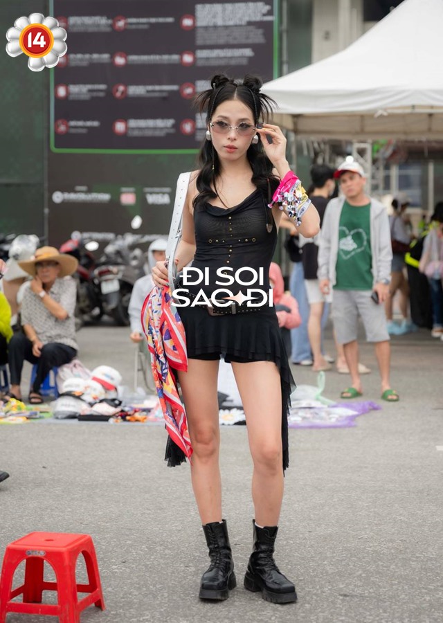 “Xinh sập sàn” tại Mỹ Đình vì anh Long: Boy phố, girl phố đọ sắc, độc lạ có thừa, quá mức wow- Ảnh 12. “Xinh sập sàn” tại Mỹ Đình vì anh Long: Boy phố, girl phố đọ sắc, độc lạ có thừa, quá mức wow- Ảnh 12.
