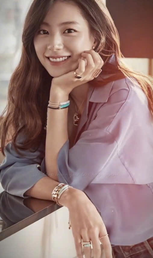 Mỹ nhân cướp trái tim "ông hoàng Hallyu" Bae Yong Joon: Style 20 năm trước là sách mẫu cho hội mê Y2K không giật giũ- Ảnh 26. Mỹ nhân cướp trái tim "ông hoàng Hallyu" Bae Yong Joon: Style 20 năm trước là sách mẫu cho hội mê Y2K không giật giũ- Ảnh 26.