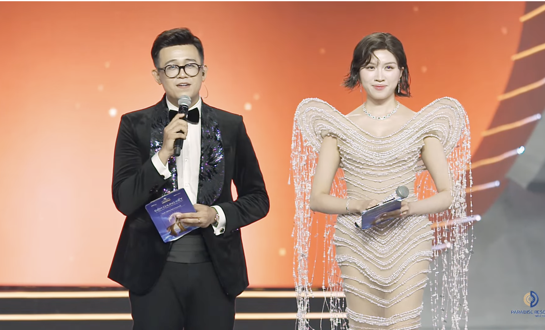 Trực tiếp Chung kết Hoa hậu Hoàn vũ Việt Nam: Công bố top 10, Minh Nhàn gây bất ngờ- Ảnh 8.