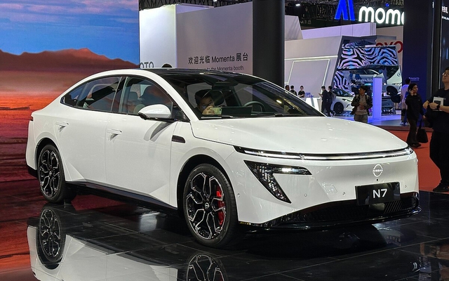 Nissan N7 vừa về Việt Nam 'cháy hàng' tại thị trường sát vách: Chốt trung bình 400 xe/ngày, giá quy đổi chỉ từ hơn 430 triệu đồng- Ảnh 1. Nissan N7 vừa về Việt Nam 'cháy hàng' tại thị trường sát vách: Chốt trung bình 400 xe/ngày, giá quy đổi chỉ từ hơn 430 triệu đồng- Ảnh 1.