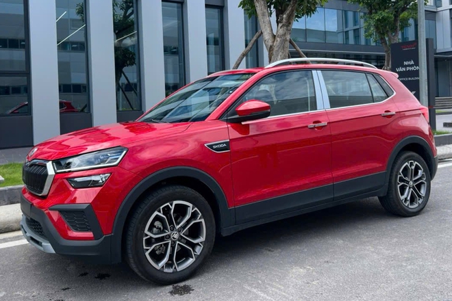 Ảnh thực tế 2 bản Skoda Kushaq tại Việt Nam: Giá dự kiến từ dưới 600 triệu đồng, ra mắt tháng này cạnh tranh Xforce, Creta- Ảnh 5. Ảnh thực tế 2 bản Skoda Kushaq tại Việt Nam: Giá dự kiến từ dưới 600 triệu đồng, ra mắt tháng này cạnh tranh Xforce, Creta- Ảnh 5.