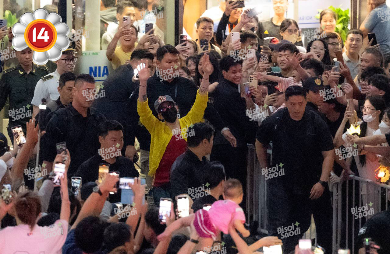 G-Dragon siêu phấn khởi ngày trở lại Việt Nam: Hồi hộp muốn rớt tim, ngáp ngủ nhưng vẫn vẫy tay nhiệt tình!- Ảnh 4.