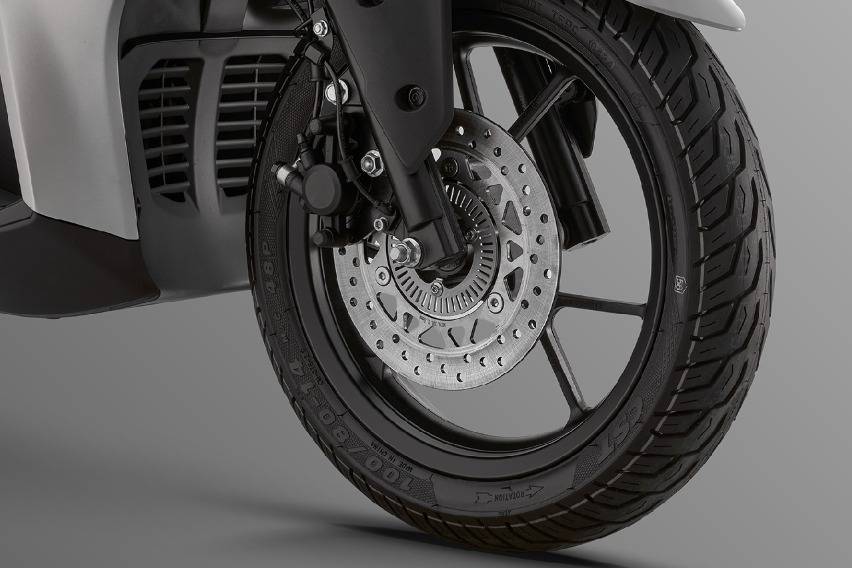'Kẻ thay thế' Honda Air Blade ra mắt giá 46 triệu đồng, trang bị động cơ 175cc lấn át SH Mode và Vario- Ảnh 3. 'Kẻ thay thế' Honda Air Blade ra mắt giá 46 triệu đồng, trang bị động cơ 175cc lấn át SH Mode và Vario- Ảnh 3.