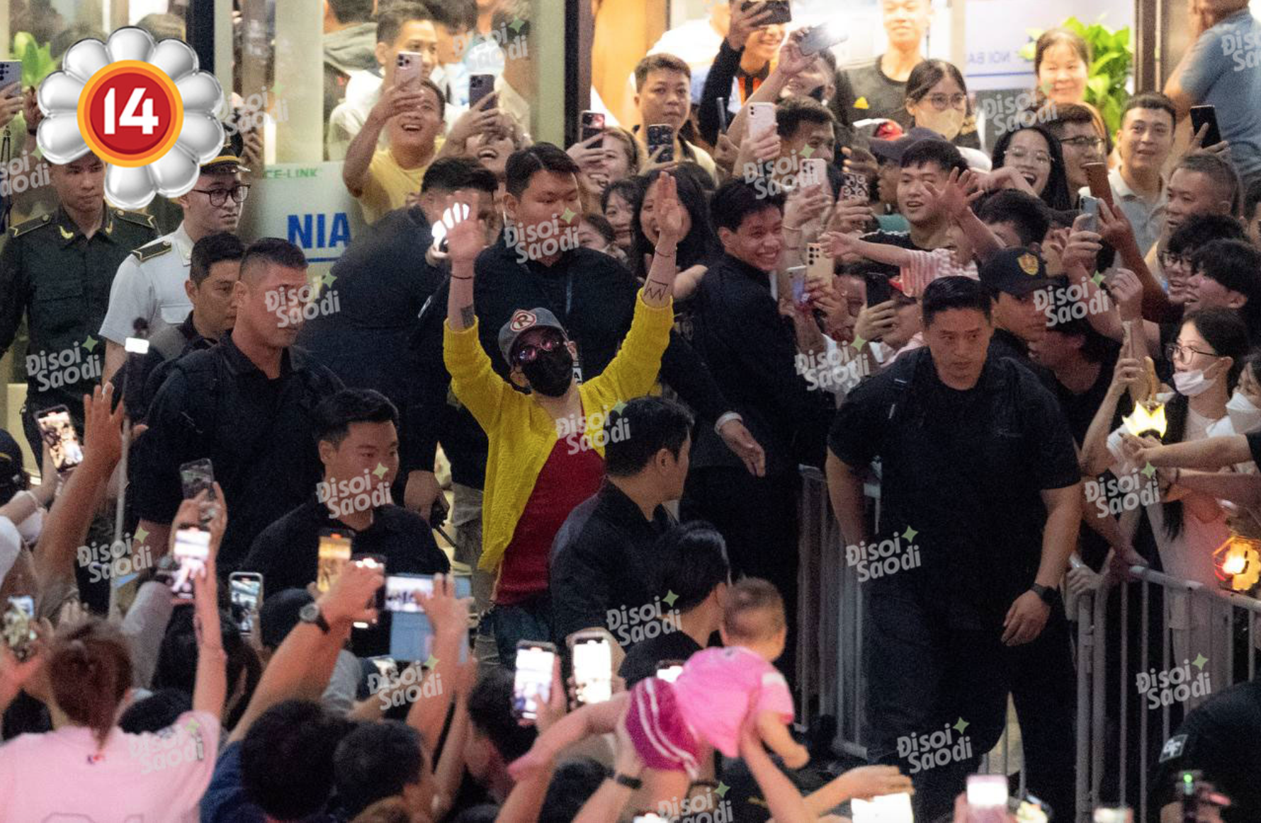 Khách VIP đi xem G-Dragon được đãi gì: Bánh cuốn tiếp tục góp mặt, còn có thêm món "chắc bụng" gây bất ngờ- Ảnh 1. Khách VIP đi xem G-Dragon được đãi gì: Bánh cuốn tiếp tục góp mặt, còn có thêm món "chắc bụng" gây bất ngờ- Ảnh 1.