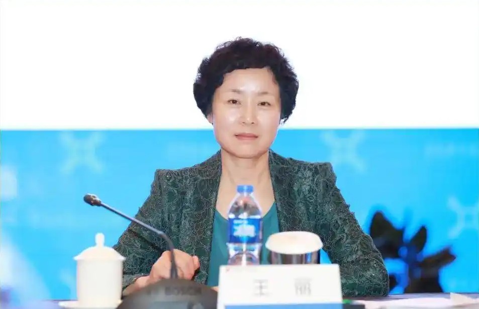 Choáng ngợp trong phòng chứa “đồ tùy táng” của bà trùm ngân hàng Trung Quốc: Giá của tham nhũng không rẻ!- Ảnh 1. Choáng ngợp trong phòng chứa “đồ tùy táng” của bà trùm ngân hàng Trung Quốc: Giá của tham nhũng không rẻ!- Ảnh 1.