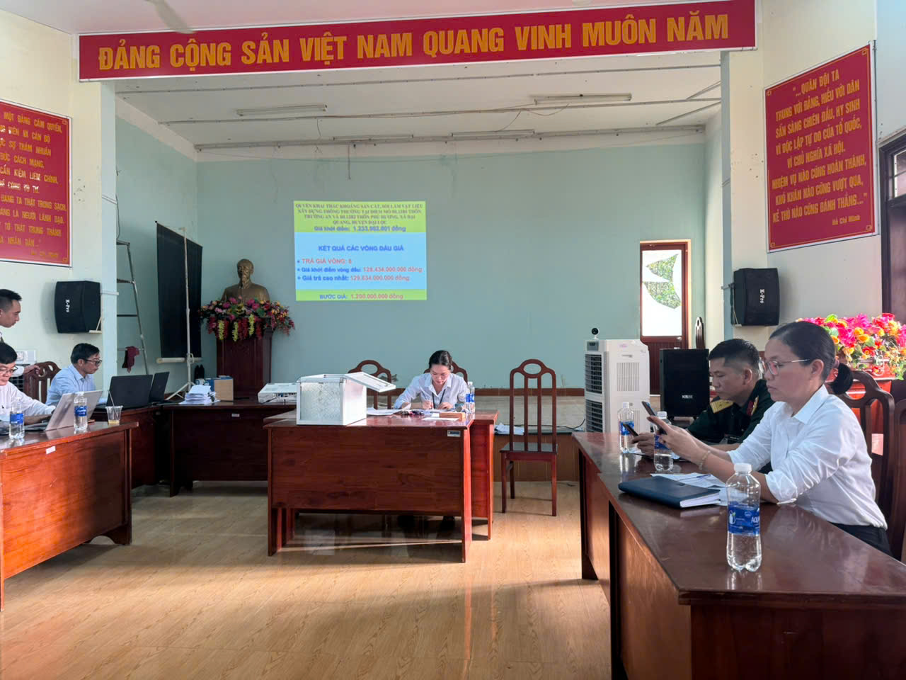 Đấu giá 3 mỏ cát gần 1.000 tỉ đồng ở Quảng Nam: Doanh nghiệp nói gì?- Ảnh 1. Đấu giá 3 mỏ cát gần 1.000 tỉ đồng ở Quảng Nam: Doanh nghiệp nói gì?- Ảnh 1.