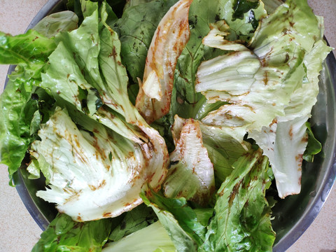 Từng mua rau vì rẻ, tôi đã phải vứt gần nửa tủ và nhận ra: Không thể tiết kiệm nếu không biết chọn đúng- Ảnh 3.