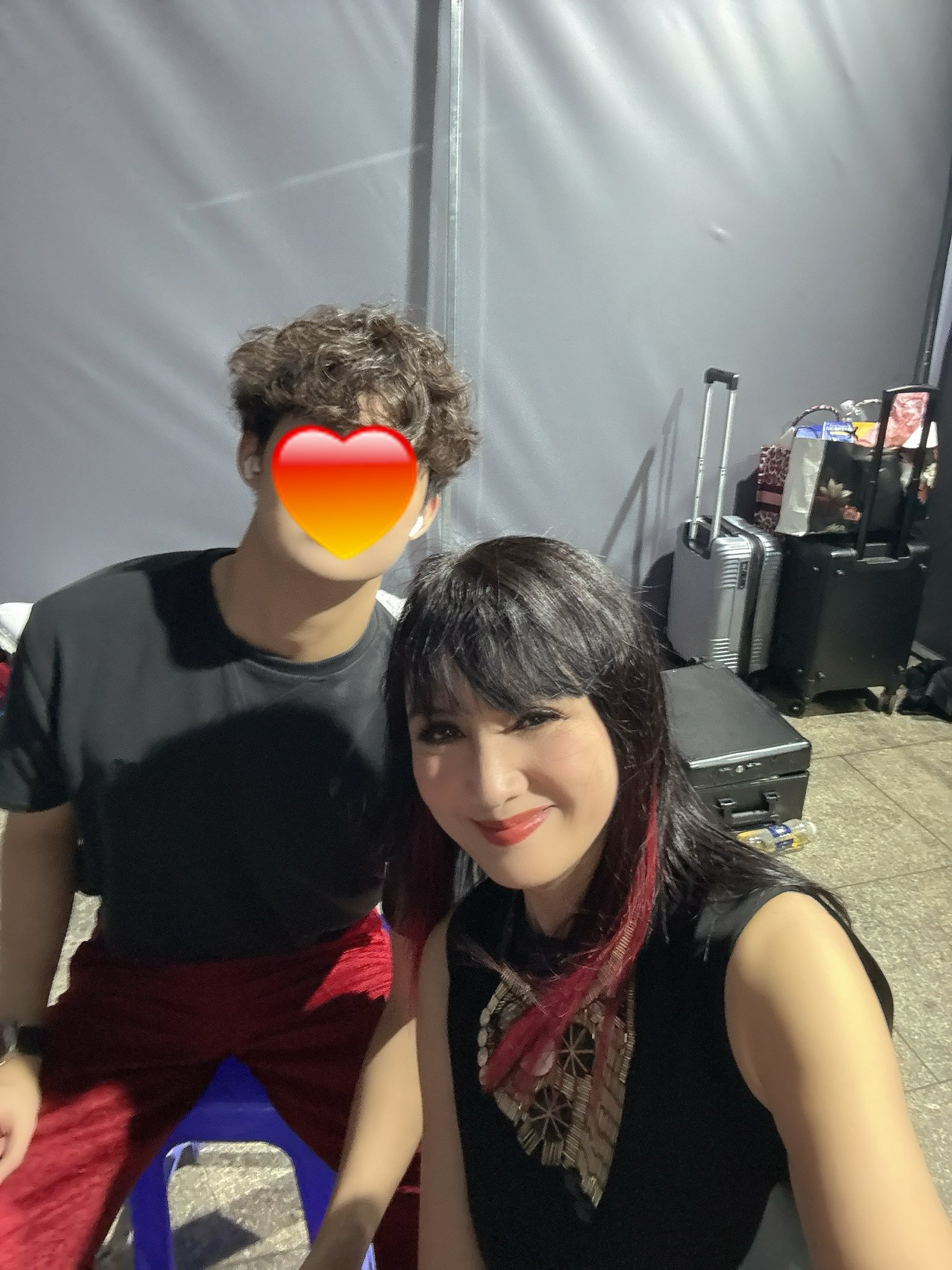 Quá sốc với nhan sắc hiện tại của đại mỹ nhân Vbiz, gương mặt lạ lùng đến nỗi không ai nhận ra- Ảnh 4.