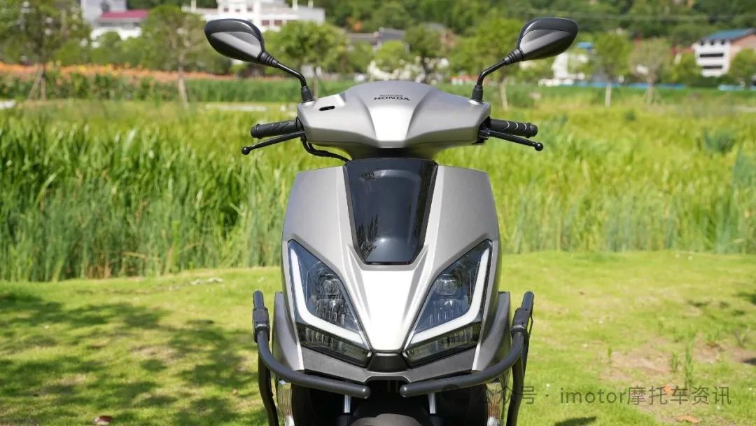 Siêu phẩm đình đám của Honda mở bán: Xịn như Air Blade, giá chỉ 32 triệu đồng, Vision có bị thay thế?- Ảnh 3. Siêu phẩm đình đám của Honda mở bán: Xịn như Air Blade, giá chỉ 32 triệu đồng, Vision có bị thay thế?- Ảnh 3.