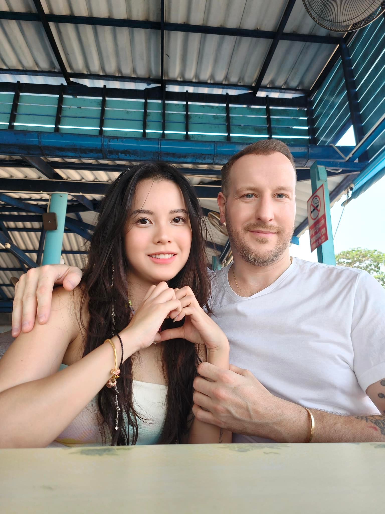 Mẹ đơn thân khiến trai Tây phải chuyển vội 1 tỷ đồng “giữ chỗ”, cưới xong phát hiện "tật xấu khó tả”- Ảnh 2. Mẹ đơn thân khiến trai Tây phải chuyển vội 1 tỷ đồng “giữ chỗ”, cưới xong phát hiện "tật xấu khó tả”- Ảnh 2.
