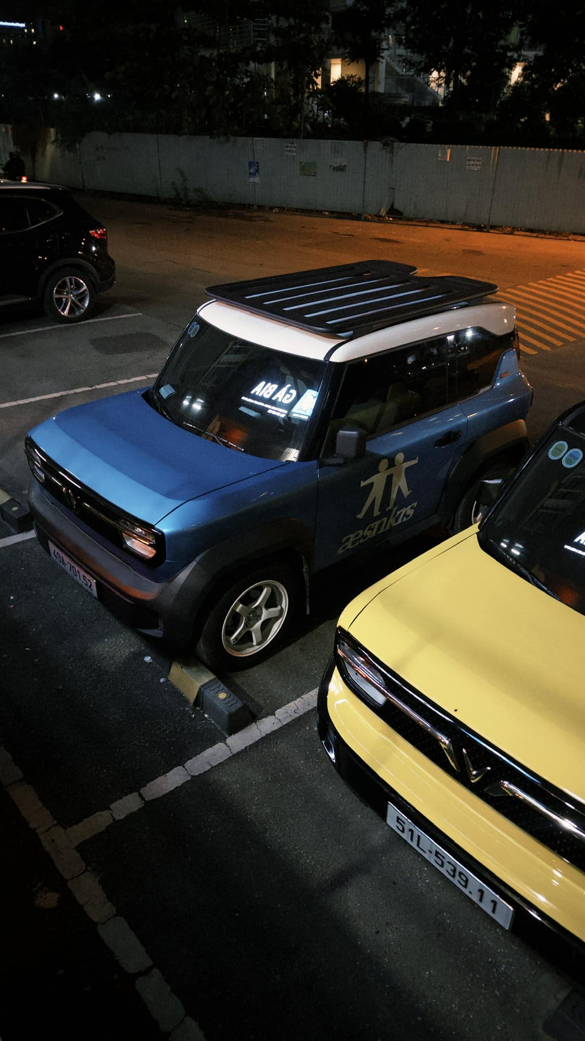 Tậu VinFast VF 3 dù đã có Ranger Raptor và Territory, 2 influencer ngành thời trang chia sẻ: ‘Lái bốc, dính ghế, định nghĩa cho phong cách gen Z’- Ảnh 7. Tậu VinFast VF 3 dù đã có Ranger Raptor và Territory, 2 influencer ngành thời trang chia sẻ: ‘Lái bốc, dính ghế, định nghĩa cho phong cách gen Z’- Ảnh 7.