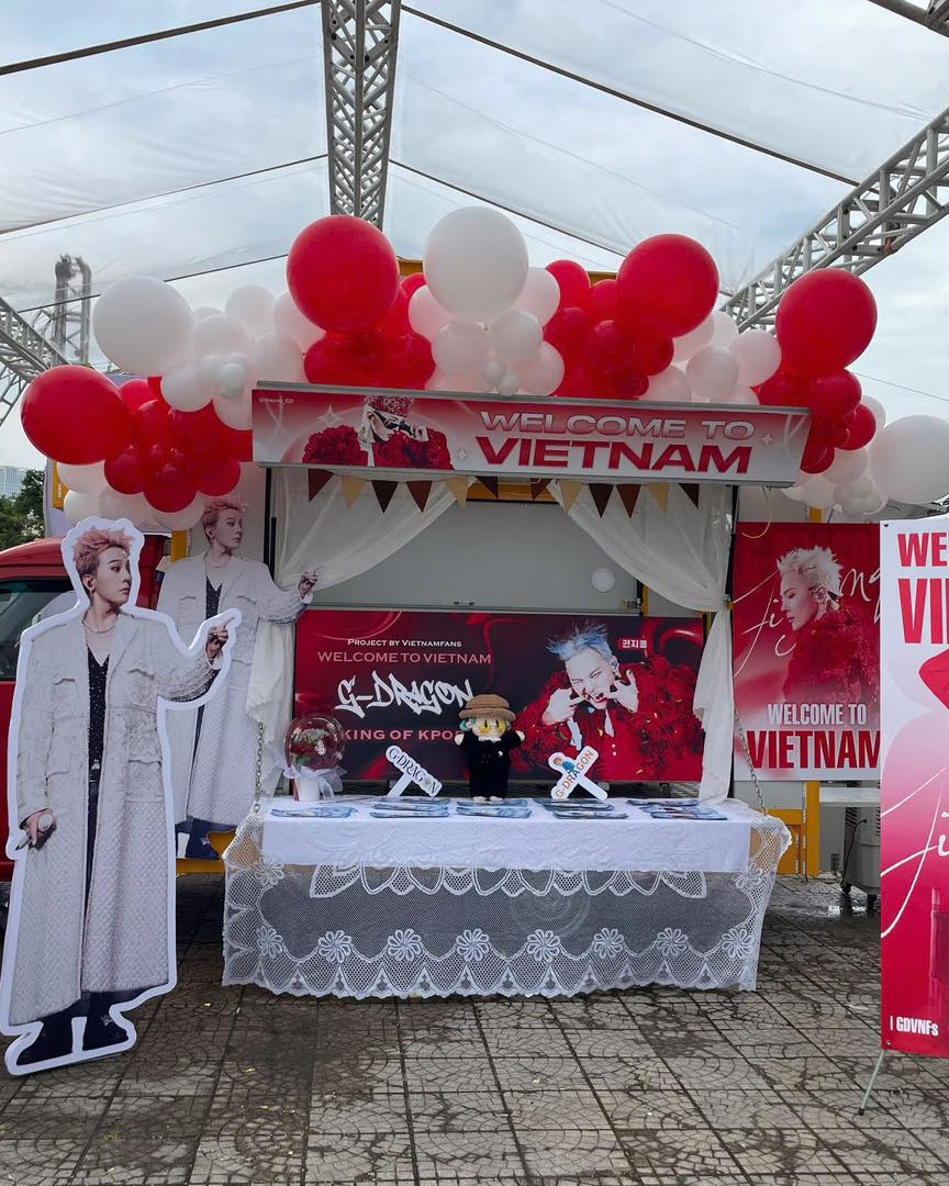 Toàn bộ hình ảnh về sự kiện đón “anh Long” tại Hà Nội: Lý do quốc tế nể fan Việt Nam là đây!- Ảnh 4. Toàn bộ hình ảnh về sự kiện đón “anh Long” tại Hà Nội: Lý do quốc tế nể fan Việt Nam là đây!- Ảnh 4.