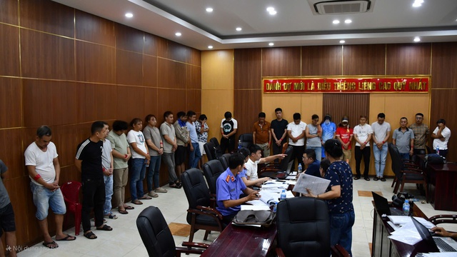 Khám xét khẩn cấp nơi ở của 2 'ông trùm' Nguyễn Minh Trí, Huỳnh Văn An, thu giữ 15.000 trang dữ liệu- Ảnh 1. Khám xét khẩn cấp nơi ở của 2 'ông trùm' Nguyễn Minh Trí, Huỳnh Văn An, thu giữ 15.000 trang dữ liệu- Ảnh 1.