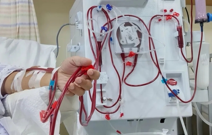 Cấp cứu sau nhiều ngày dùng nước tăng lực để ôn thi- Ảnh 1. Cấp cứu sau nhiều ngày dùng nước tăng lực để ôn thi- Ảnh 1.