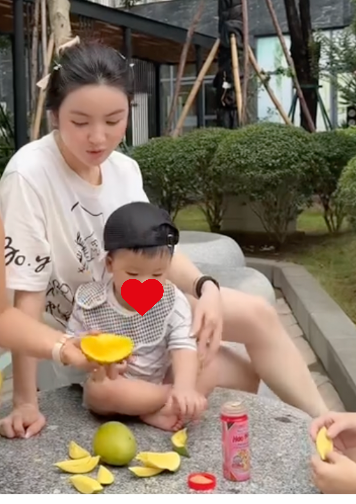 Chu Thanh Huyền lộ diện giữa lùm xùm bán hàng, thái độ gây chú ý- Ảnh 2. Chu Thanh Huyền lộ diện giữa lùm xùm bán hàng, thái độ gây chú ý- Ảnh 2.
