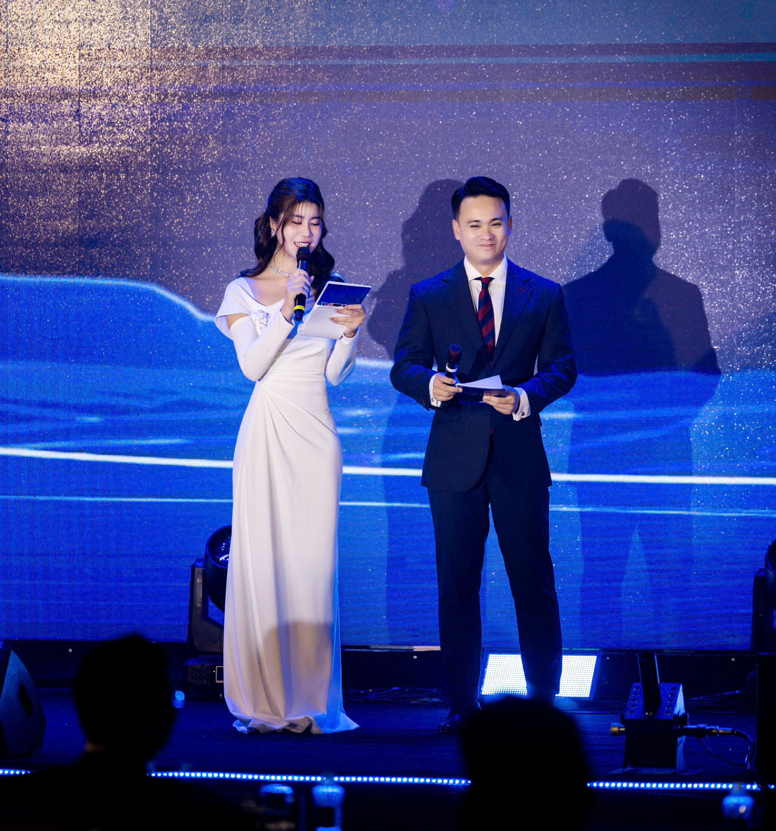 Ngành ngôn ngữ đang khủng hoảng: AI dạy, nói, dịch quá nhanh - 4 năm học chưa chắc bằng 30 giây tra app!- Ảnh 7.