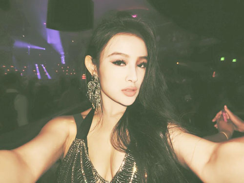 Huyền Baby khoe ảnh "girl phố" 10 năm trước, netizen phong ngay làm Paris Hilton bản Việt- Ảnh 5. Huyền Baby khoe ảnh "girl phố" 10 năm trước, netizen phong ngay làm Paris Hilton bản Việt- Ảnh 5.