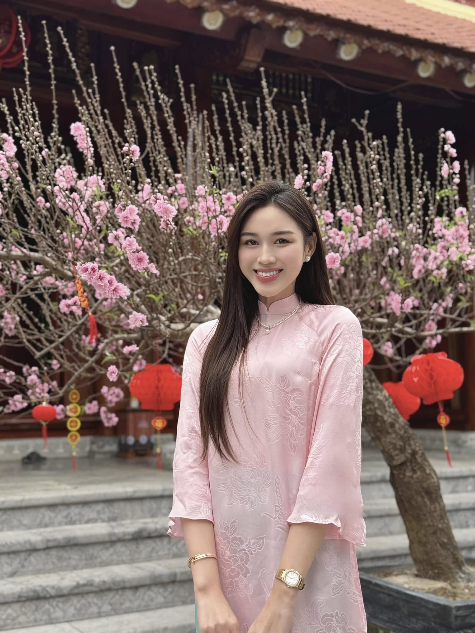 Hoa hậu Đỗ Hà công khai bạn trai thiếu gia?- Ảnh 7. Hoa hậu Đỗ Hà công khai bạn trai thiếu gia?- Ảnh 7.