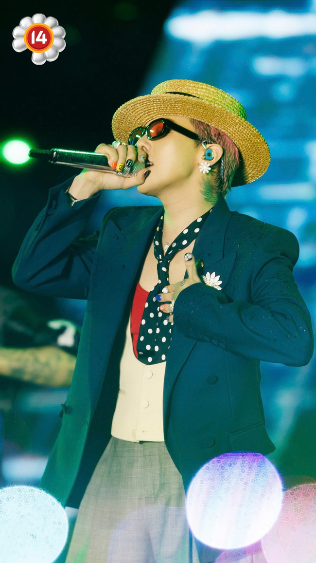 1 Chị đẹp đổ bệnh sau hàng tiếng dầm mưa quẩy trong show của G-Dragon- Ảnh 8. 1 Chị đẹp đổ bệnh sau hàng tiếng dầm mưa quẩy trong show của G-Dragon- Ảnh 8.