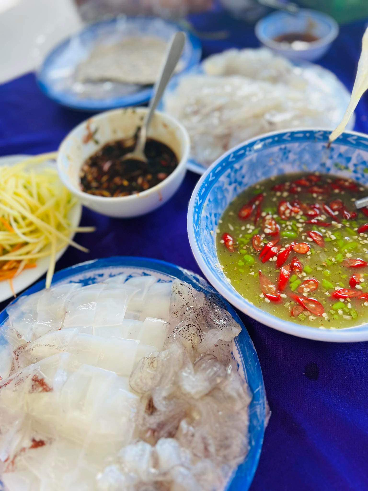 Hành trình chạm vào vẻ đẹp nguyên sơ với những món ngon gói trọn hương vị đậm đà, là đặc sản Hành trình chạm vào vẻ đẹp nguyên sơ với những món ngon gói trọn hương vị đậm đà, là đặc sản