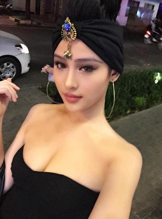 Huyền Baby khoe ảnh "girl phố" 10 năm trước, netizen phong ngay làm Paris Hilton bản Việt- Ảnh 3. Huyền Baby khoe ảnh "girl phố" 10 năm trước, netizen phong ngay làm Paris Hilton bản Việt- Ảnh 3.