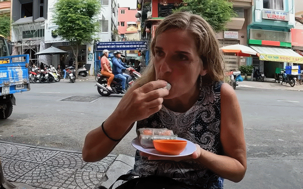 Không phải nem rán và bún chả, món ăn chỉ 10.000 đồng/cái này mới là cái tên lọt top ngon nhất thế giới- Ảnh 7.