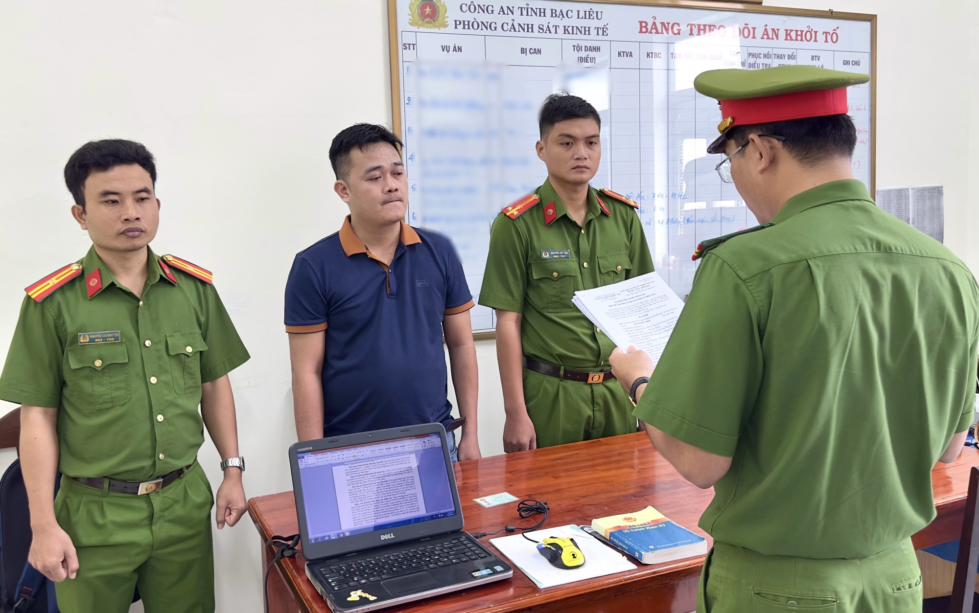 Bắt tạm giam Tổng Giám đốc Công ty Cổ phần ETS Việt Nam- Ảnh 1. Bắt tạm giam Tổng Giám đốc Công ty Cổ phần ETS Việt Nam- Ảnh 1.