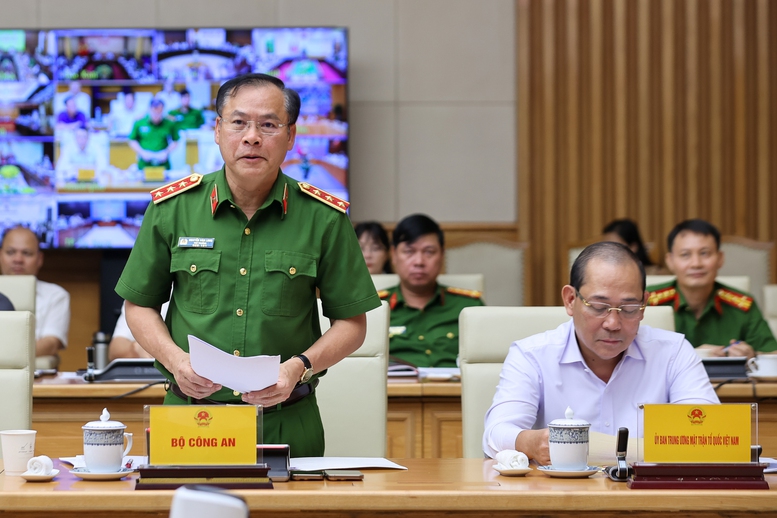 Thủ tướng: Tuyên chiến với hàng giả, quét sạch thuốc giả, thực phẩm giả- Ảnh 5. Thủ tướng: Tuyên chiến với hàng giả, quét sạch thuốc giả, thực phẩm giả- Ảnh 5.