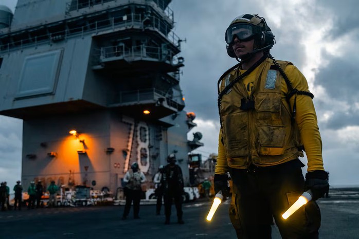 Iran sắp phong tỏa eo biển Hormuz, Mỹ sẵn sàng kế hoạch rà phá thủy lôi?- Ảnh 1. Iran sắp phong tỏa eo biển Hormuz, Mỹ sẵn sàng kế hoạch rà phá thủy lôi?- Ảnh 1.