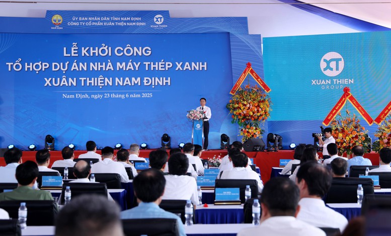 Phó Thủ tướng Lê Thành Long ấn nút khởi công Tổ hợp Thép xanh gần 100.000 tỷ- Ảnh 2. Phó Thủ tướng Lê Thành Long ấn nút khởi công Tổ hợp Thép xanh gần 100.000 tỷ- Ảnh 2.