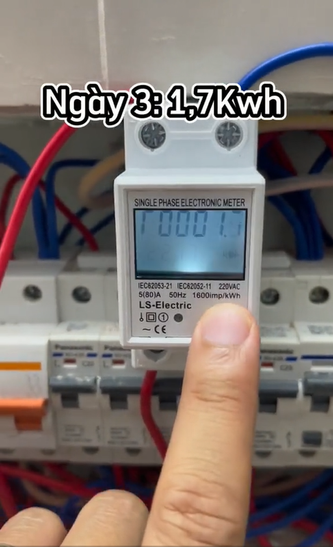 Bật điều hòa 26 độ 8 tiếng qua đêm tốn bao nhiêu điện? Người dùng làm thử nghiệm cho ra câu trả lời- Ảnh 5. Bật điều hòa 26 độ 8 tiếng qua đêm tốn bao nhiêu điện? Người dùng làm thử nghiệm cho ra câu trả lời- Ảnh 5.