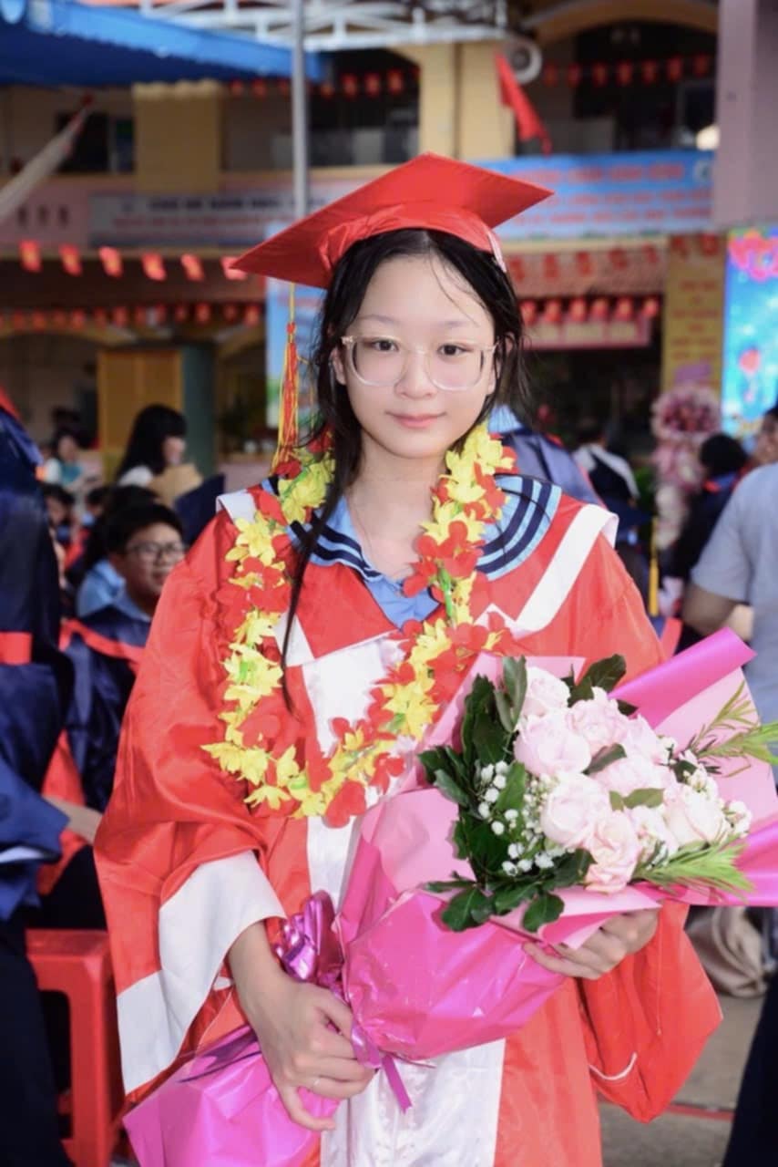 Con gái đậu trường chuyên lớp 10, người cha viết thư cảm ơn 2 ân nhân- Ảnh 3. Con gái đậu trường chuyên lớp 10, người cha viết thư cảm ơn 2 ân nhân- Ảnh 3.
