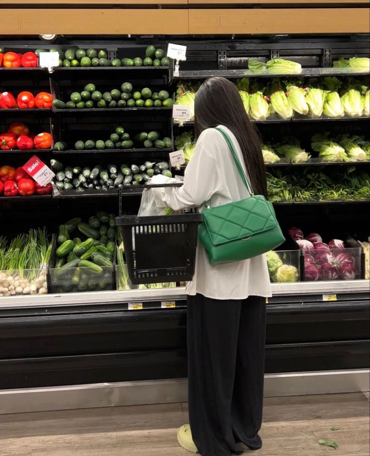 Mẹ Hà Nội chia sẻ: Tôi và chồng từng mệt mỏi vì chuyện tiền, cho đến khi áp dụng cách chia lương theo kiểu "phân vai"- Ảnh 2. Mẹ Hà Nội chia sẻ: Tôi và chồng từng mệt mỏi vì chuyện tiền, cho đến khi áp dụng cách chia lương theo kiểu "phân vai"- Ảnh 2.
