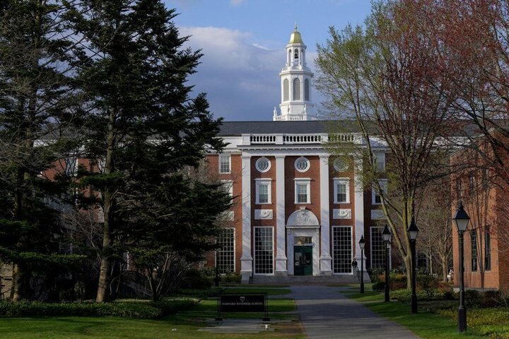 Thẩm phán Mỹ chặn kế hoạch đóng cửa Harvard- Ảnh 1. Thẩm phán Mỹ chặn kế hoạch đóng cửa Harvard- Ảnh 1.