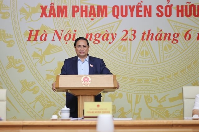 Thủ tướng giao Bộ Công an nhiệm vụ quan trọng, đưa công nghệ cao vào cuộc chống hàng giả, hàng nhập lậu- Ảnh 1. Thủ tướng giao Bộ Công an nhiệm vụ quan trọng, đưa công nghệ cao vào cuộc chống hàng giả, hàng nhập lậu- Ảnh 1.