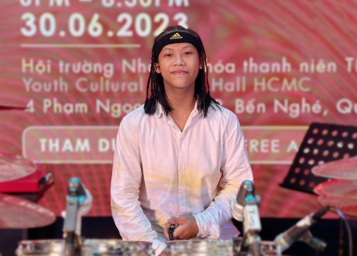 'Thần đồng đánh trống' từng trở thành quán quân năm 9 tuổi giờ ra sao?- Ảnh 3. 'Thần đồng đánh trống' từng trở thành quán quân năm 9 tuổi giờ ra sao?- Ảnh 3.