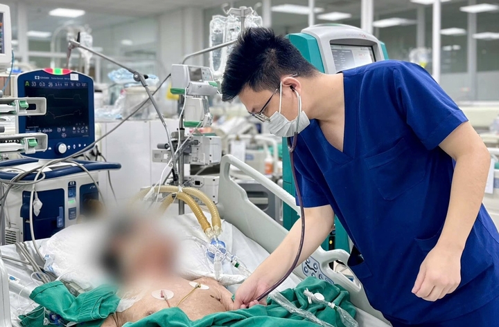 Suy thượng thận vì uống ‘thần dược’ chứa corticoid suốt 10 năm- Ảnh 1. Suy thượng thận vì uống ‘thần dược’ chứa corticoid suốt 10 năm- Ảnh 1.