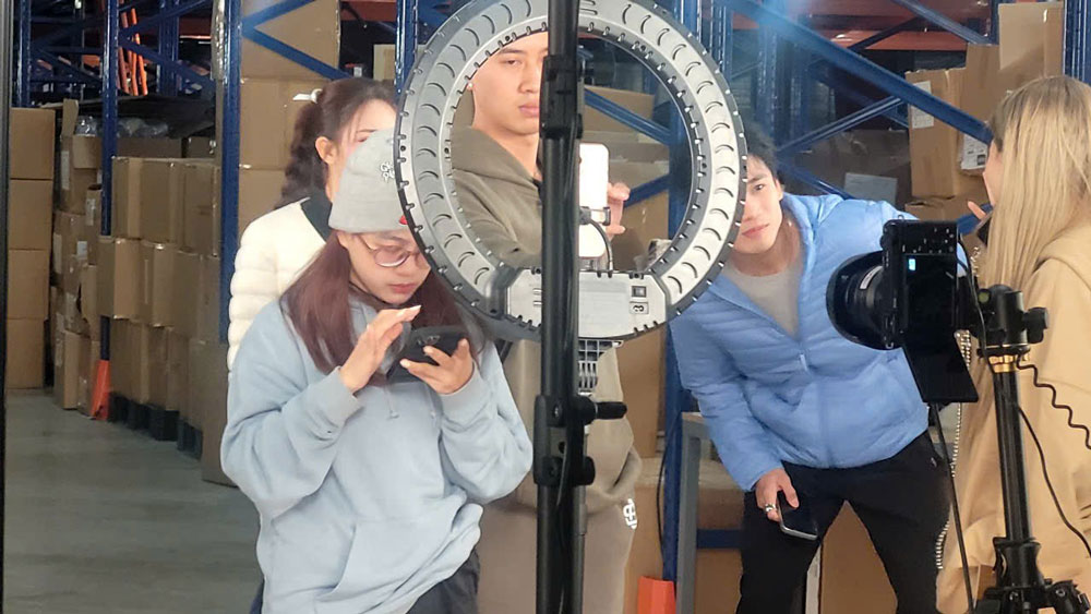 Shopee, TikTok… chịu trách nhiệm liên đới, lưu video livestream bán hàng ít nhất 3 năm- Ảnh 1. Shopee, TikTok… chịu trách nhiệm liên đới, lưu video livestream bán hàng ít nhất 3 năm- Ảnh 1.