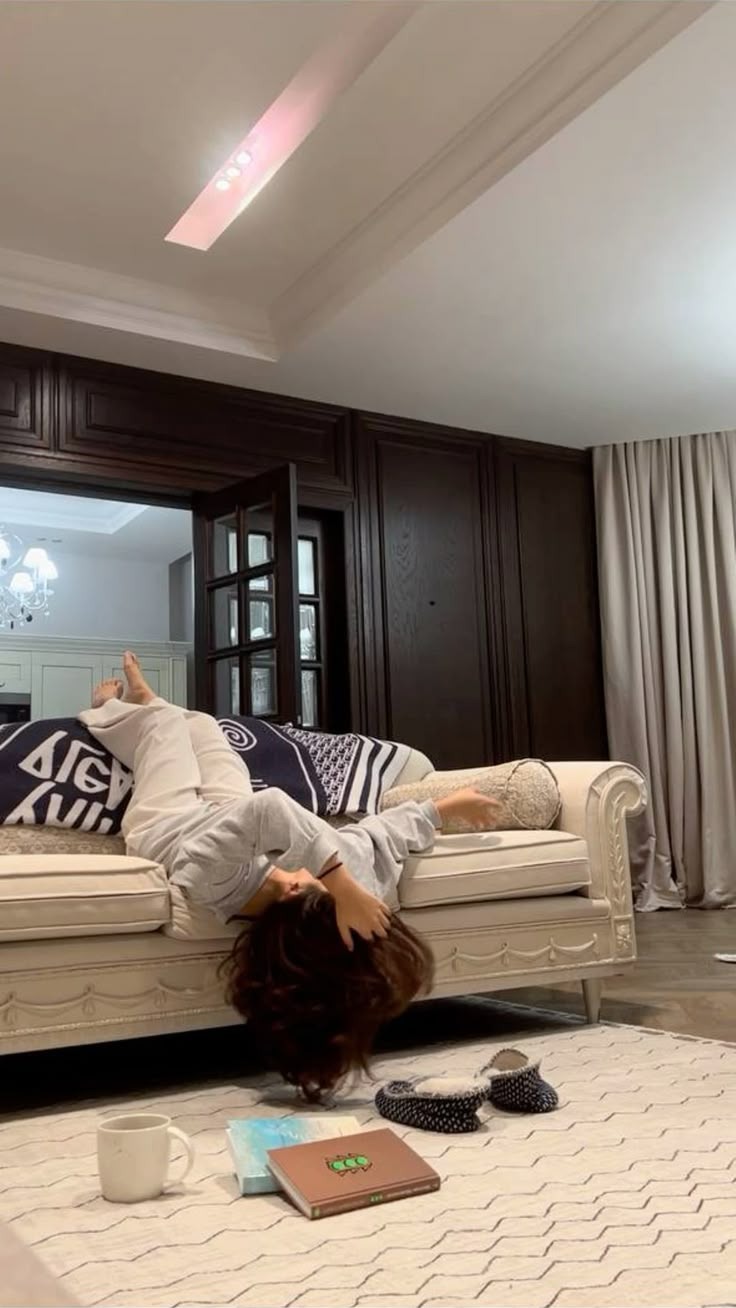 Tôi tưởng mua nhà mới là chuyện lớn, ai ngờ sửa nhà mới là chuyện kinh hoàng- Ảnh 2. Tôi tưởng mua nhà mới là chuyện lớn, ai ngờ sửa nhà mới là chuyện kinh hoàng- Ảnh 2.