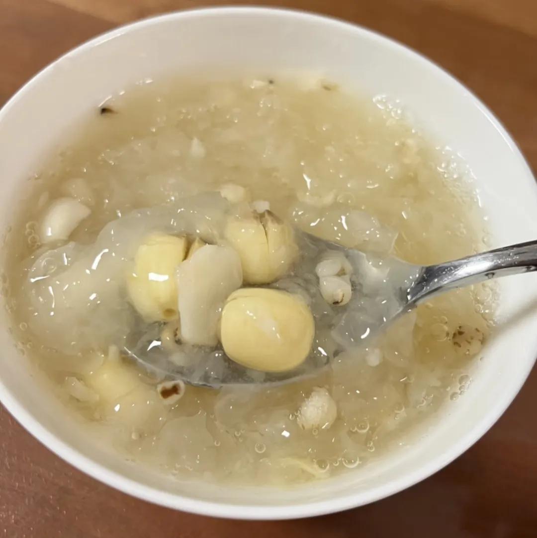 Hè đến, đừng bỏ qua món ăn trắng tinh mát lành này: Hè đến, đừng bỏ qua món ăn trắng tinh mát lành này: