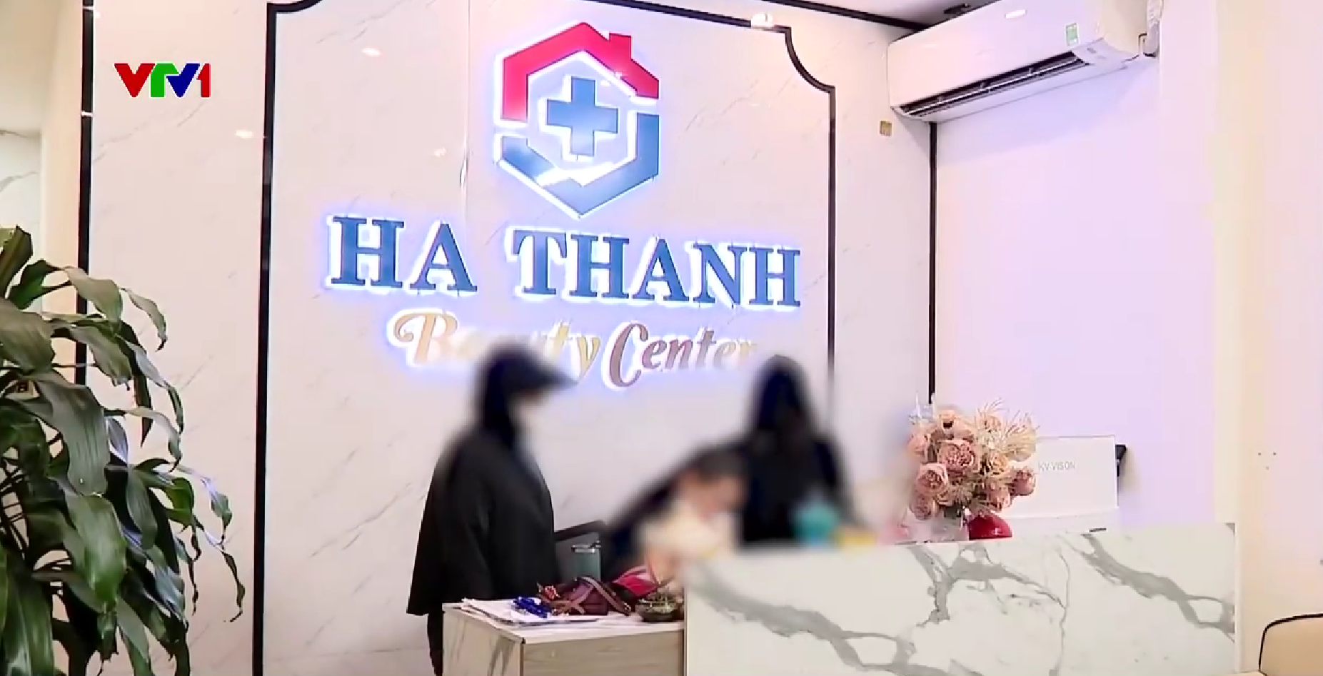 Hà Nội: Phát hiện cơ sở thẩm mỹ trái phép hút mỡ cho hàng trăm người- Ảnh 7. Hà Nội: Phát hiện cơ sở thẩm mỹ trái phép hút mỡ cho hàng trăm người- Ảnh 7.
