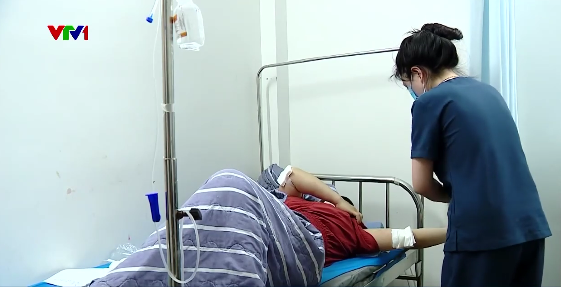 Hà Nội: Phát hiện cơ sở thẩm mỹ trái phép hút mỡ cho hàng trăm người- Ảnh 8. Hà Nội: Phát hiện cơ sở thẩm mỹ trái phép hút mỡ cho hàng trăm người- Ảnh 8.