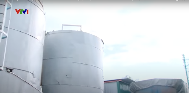 Cận cảnh dây chuyền "hô biến" dầu dùng cho thức ăn chăn nuôi thành dầu ăn cho người tại Công ty Nhật Minh Food- Ảnh 3. Cận cảnh dây chuyền "hô biến" dầu dùng cho thức ăn chăn nuôi thành dầu ăn cho người tại Công ty Nhật Minh Food- Ảnh 3.