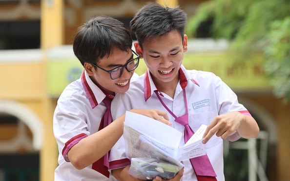 2025 - năm của kỳ thi tốt nghiệp THPT đặc biệt nhất lịch sử- Ảnh 3. 2025 - năm của kỳ thi tốt nghiệp THPT đặc biệt nhất lịch sử- Ảnh 3.