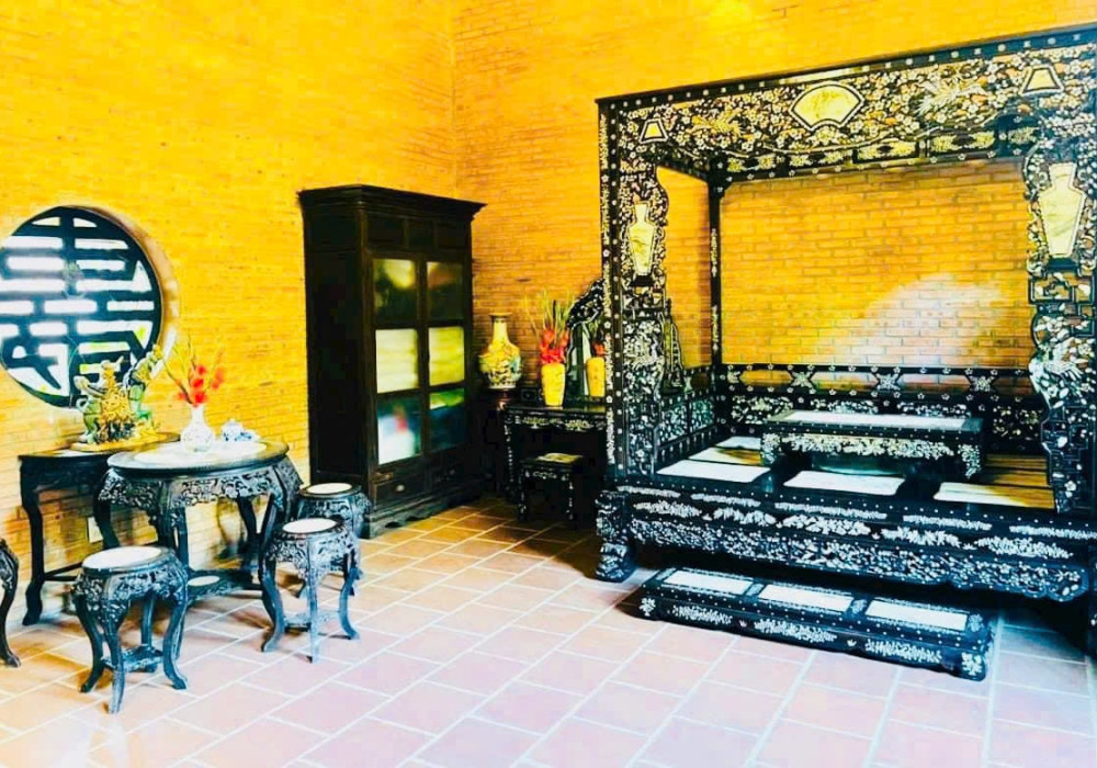 Bên trong biệt phủ 100 tỷ, rộng 16.000 m2 của Hoàng Mập: Giường ngủ 2,3 tỷ, hồ cá 4.000 đô một con- Ảnh 11. Bên trong biệt phủ 100 tỷ, rộng 16.000 m2 của Hoàng Mập: Giường ngủ 2,3 tỷ, hồ cá 4.000 đô một con- Ảnh 11.