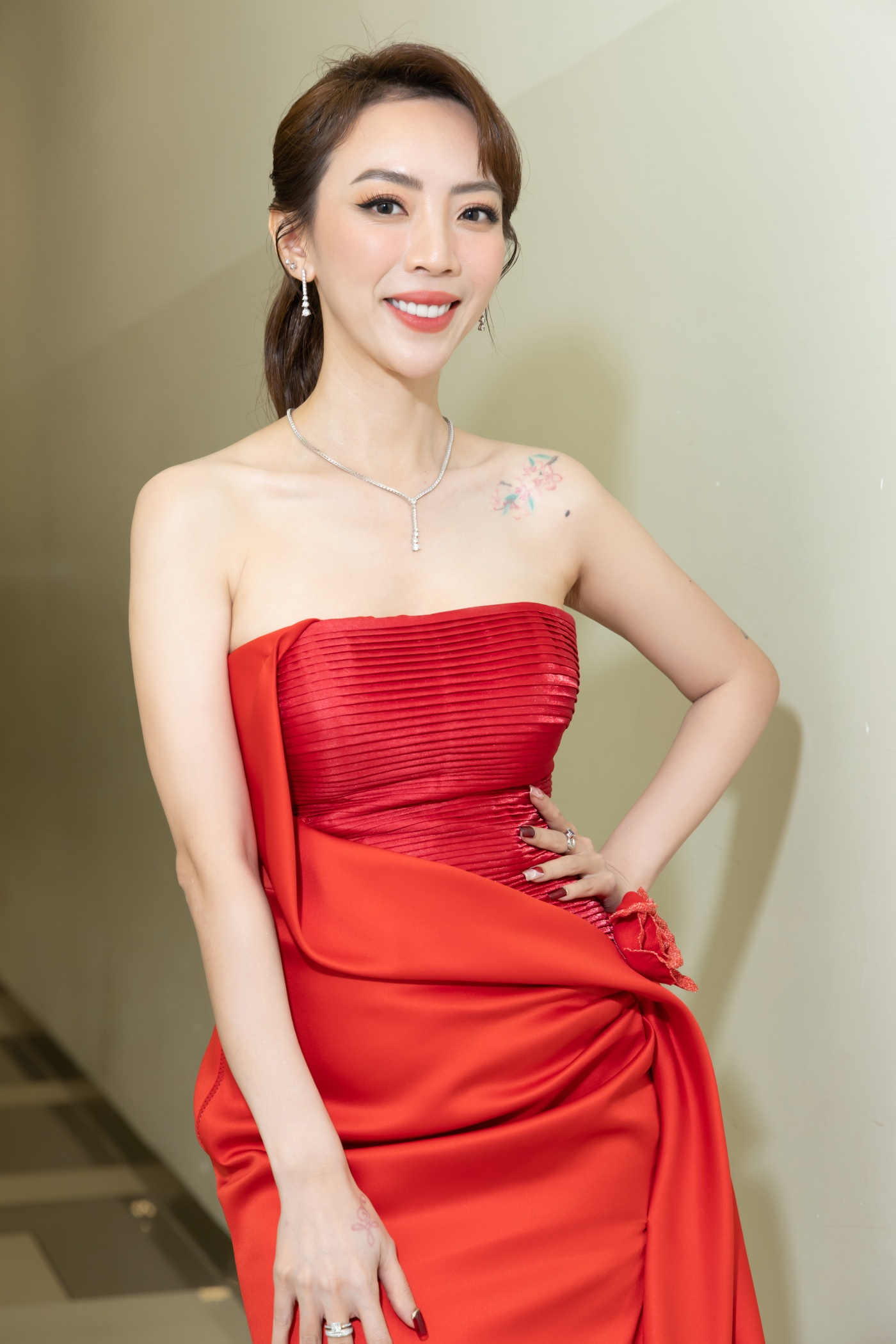 Cặp sao Việt đóng cha con nhưng cưới nhau ngoài đời, nhà gái là phú bà quyền lực có cả sắc lẫn tài- Ảnh 5.