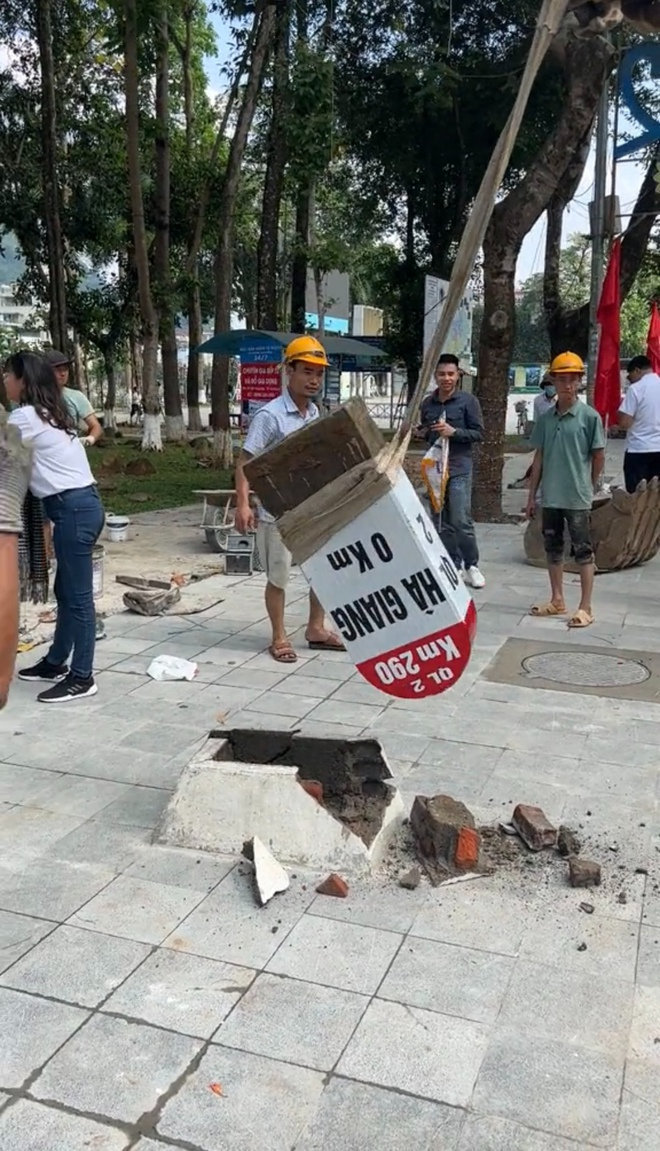 Địa điểm hot nhất Hà Giang mà ai cũng check-in: Sau ngày 1/7, có một thứ sẽ thay đổi vĩnh viễn!- Ảnh 6. Địa điểm hot nhất Hà Giang mà ai cũng check-in: Sau ngày 1/7, có một thứ sẽ thay đổi vĩnh viễn!- Ảnh 6.
