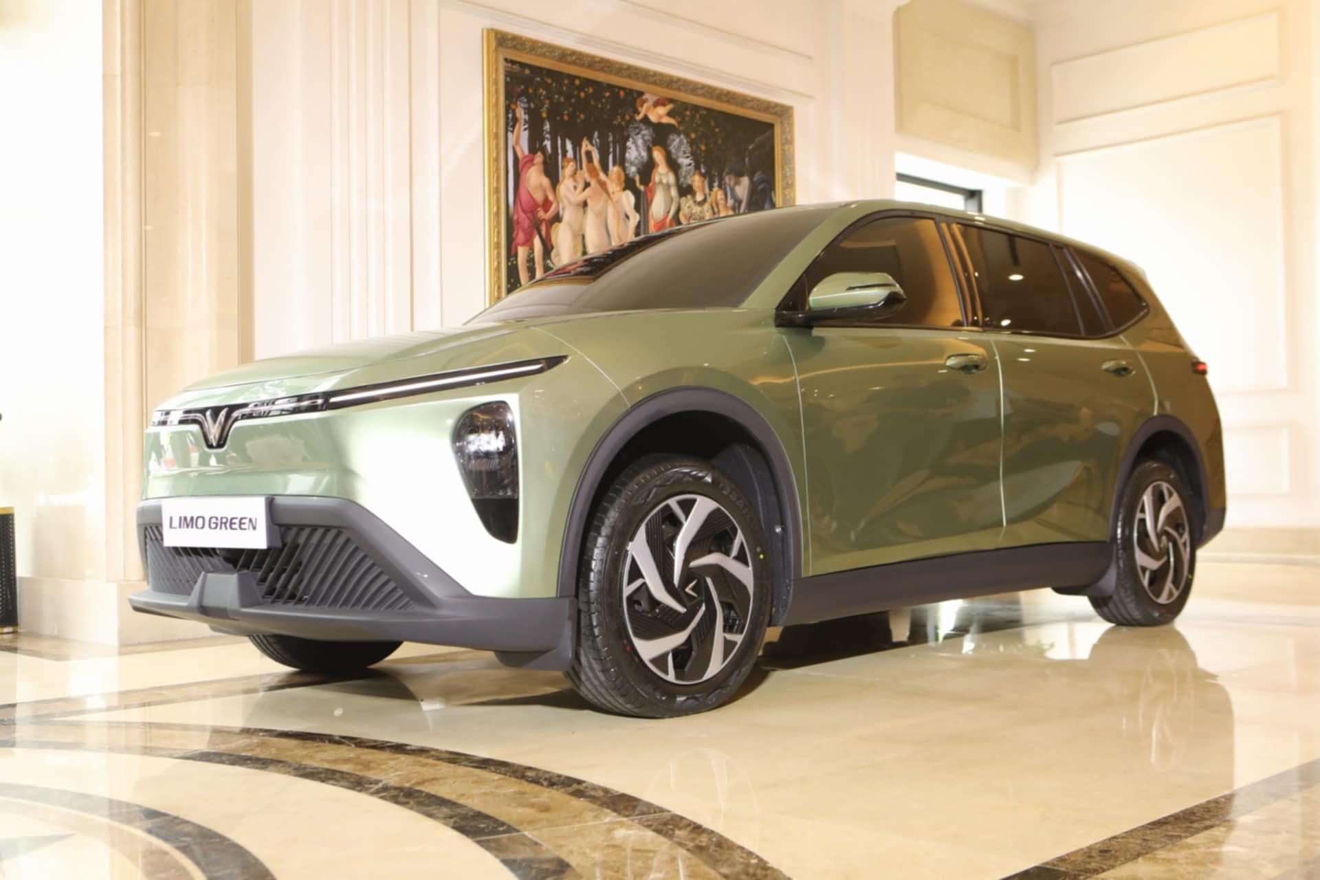 Lộ thêm ảnh thật nội thất VinFast Limo Green, một thứ "lấy" từ xe tiền tỉ?- Ảnh 11. Lộ thêm ảnh thật nội thất VinFast Limo Green, một thứ "lấy" từ xe tiền tỉ?- Ảnh 11.