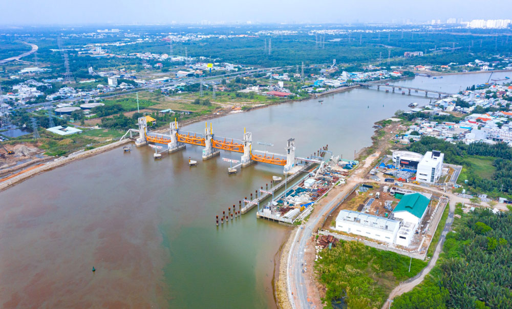 Đầu tư hàng ngàn tỉ đồng chống ngập ở TP HCM- Ảnh 1. Đầu tư hàng ngàn tỉ đồng chống ngập ở TP HCM- Ảnh 1.