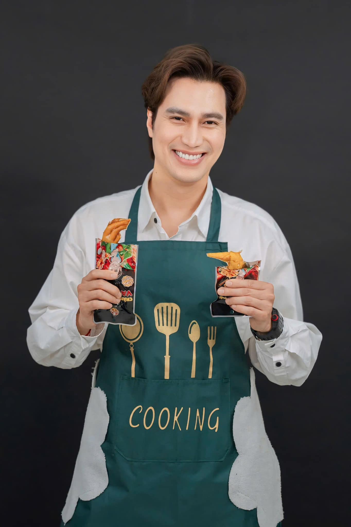 Chuyện gì đang xảy ra với Việt Anh?- Ảnh 9. Chuyện gì đang xảy ra với Việt Anh?- Ảnh 9.